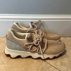 Sorel Kinetic Lace Sneaker In Pink/grey - Pink - US 7.5 NEW without box.